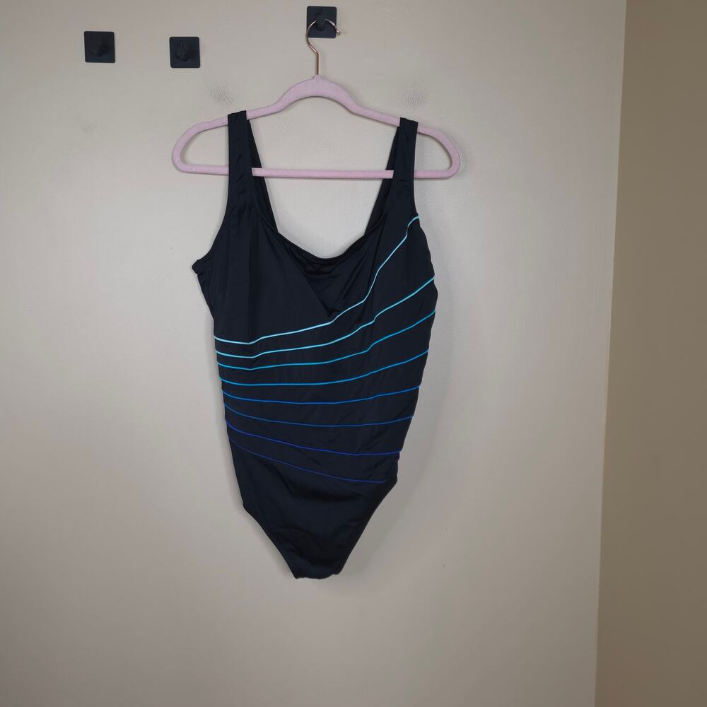 Great Lengths Fan Design One Piece Swimsuit in Black Size 18